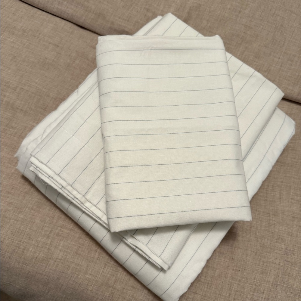 White Striped pine striped nestwell king duvet set and two shams also king size